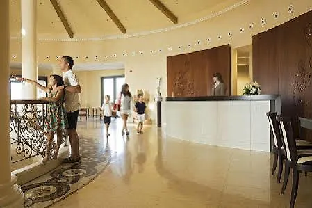 Cascade 5*